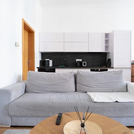 The Dante Prague - Family And Friends Apartments Dış mekan fotoğraf