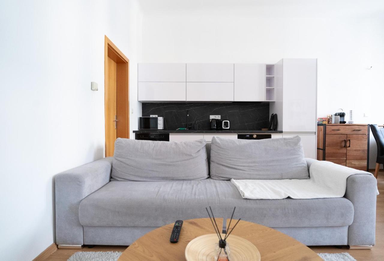 The Dante Prague - Family And Friends Apartments Dış mekan fotoğraf