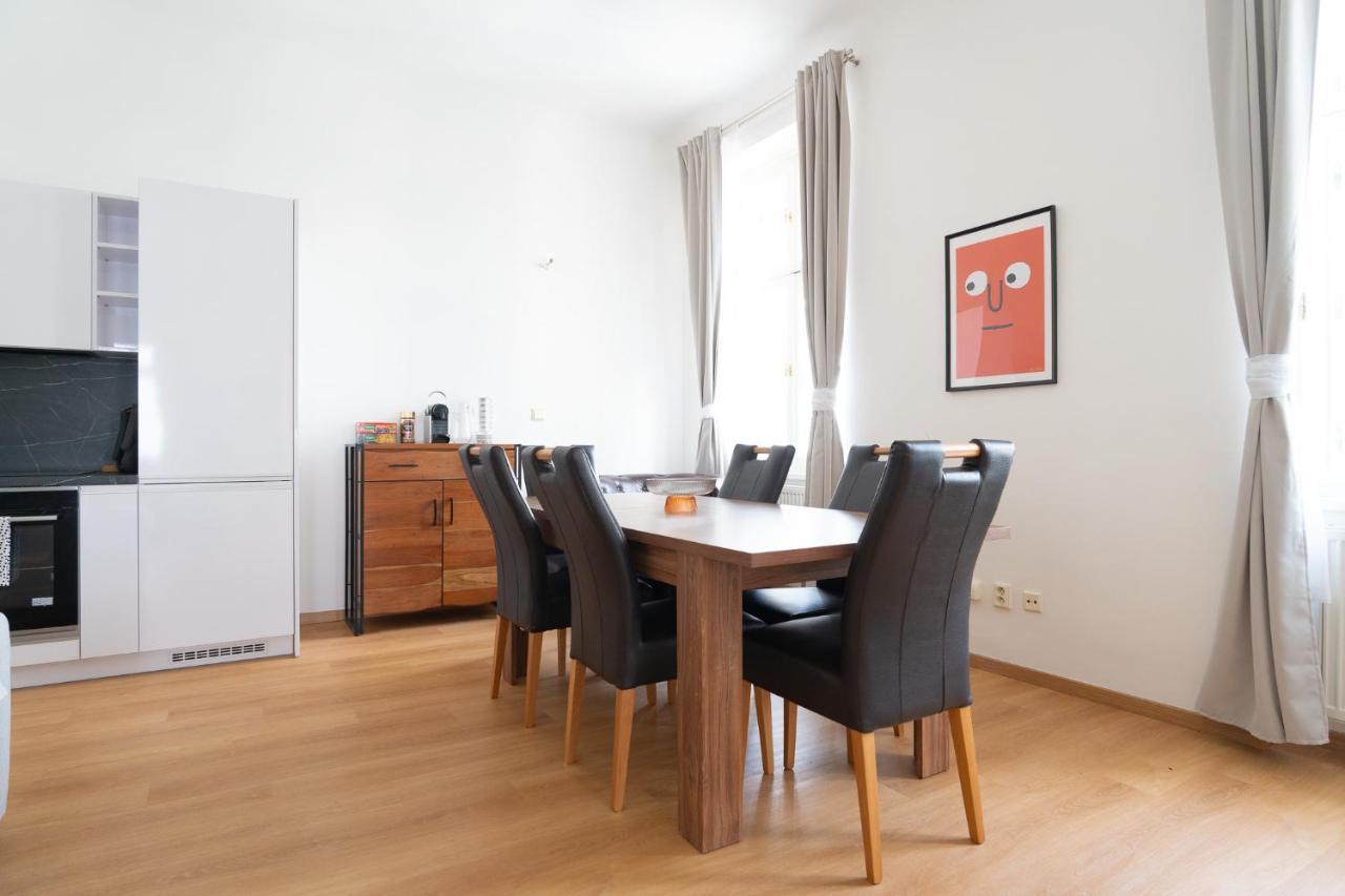 The Dante Prague - Family And Friends Apartments Dış mekan fotoğraf