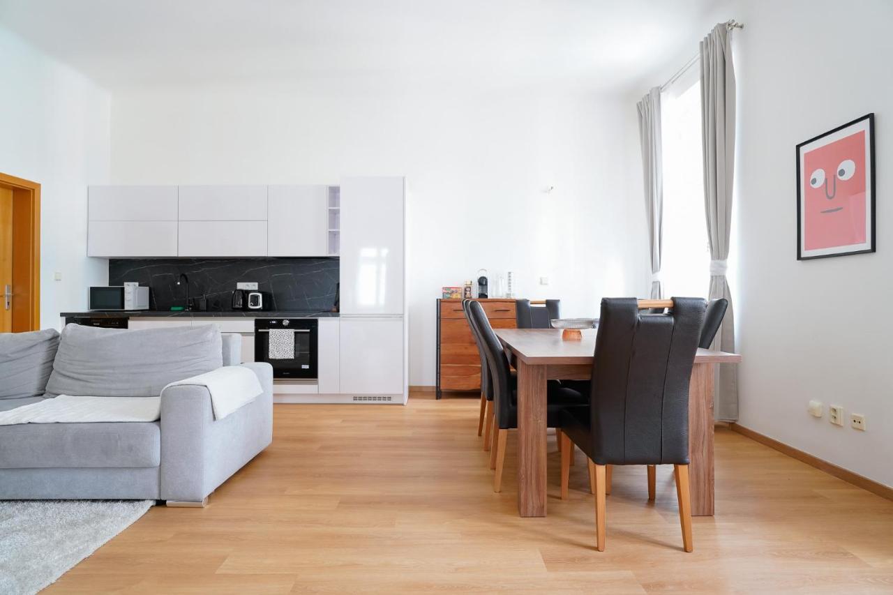 The Dante Prague - Family And Friends Apartments Dış mekan fotoğraf
